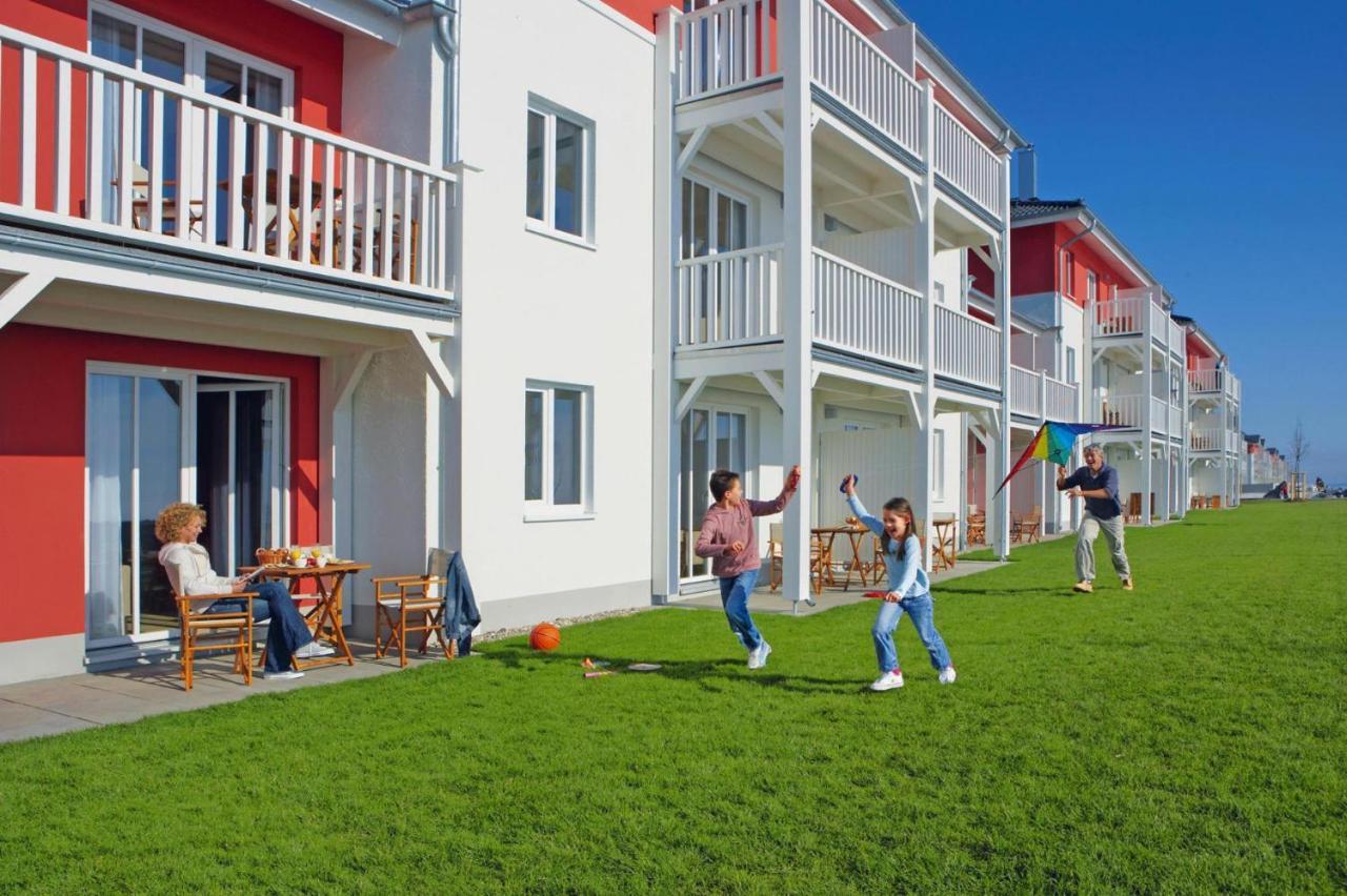 Resort Dorfhotel Boltenhagen Boltenhagen Esterno foto